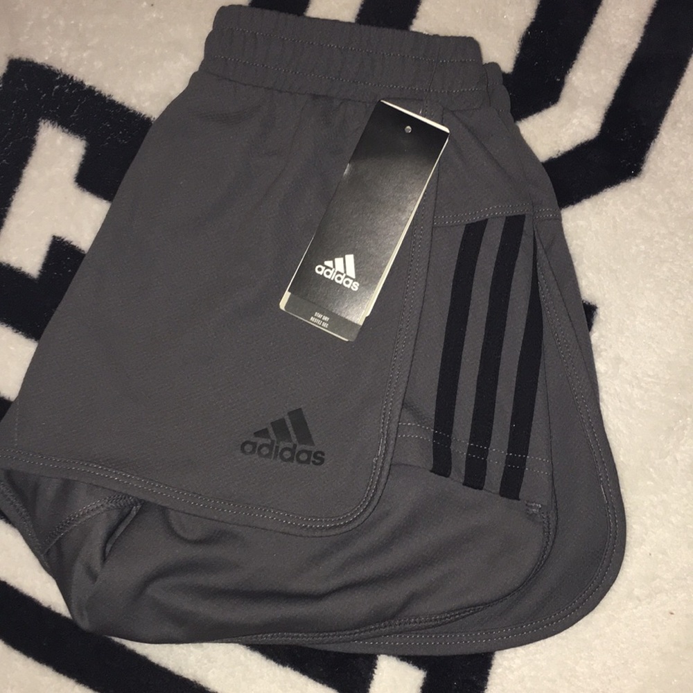 🌺NWT-Adidas Climalite Workout Shorts🌺